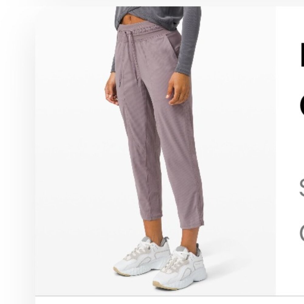 Lululemon Dance Studio Mid-Rise Cropped Pants Lilac Sz 8